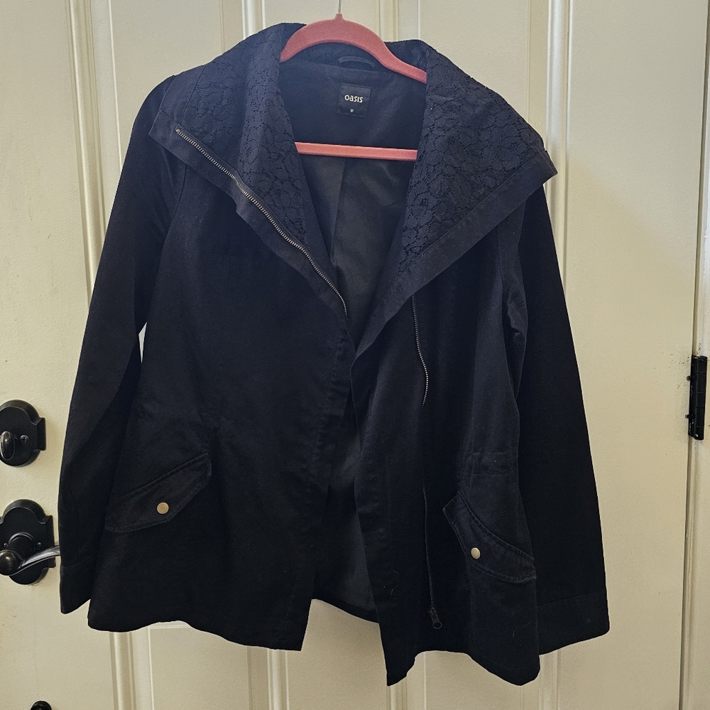 NEW Oasis Lace Collar Lapel Trim 100% Cotton Black Zip Up Jacket, Size M
